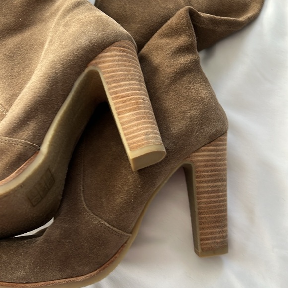 Dolce Vita Tan Suede Pull On Knee High Tall Heeled Boots - Picture 4 of 11